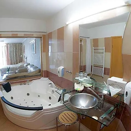 Mendan Magic & Wellness Szálloda