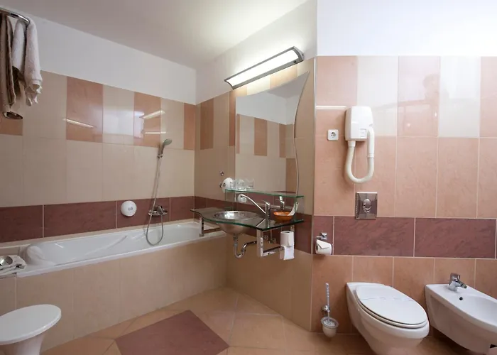 Mendan Magic & Wellness