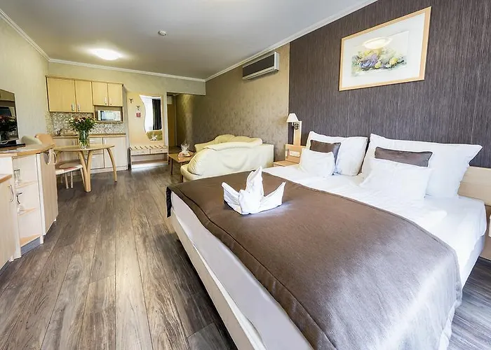 Mendan Magic & Wellness מלון 4*